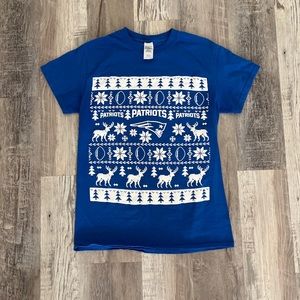 SIZE S | MENS | Gildan NFL New England Patriots Ugly Sweater Style Shirt | Blue